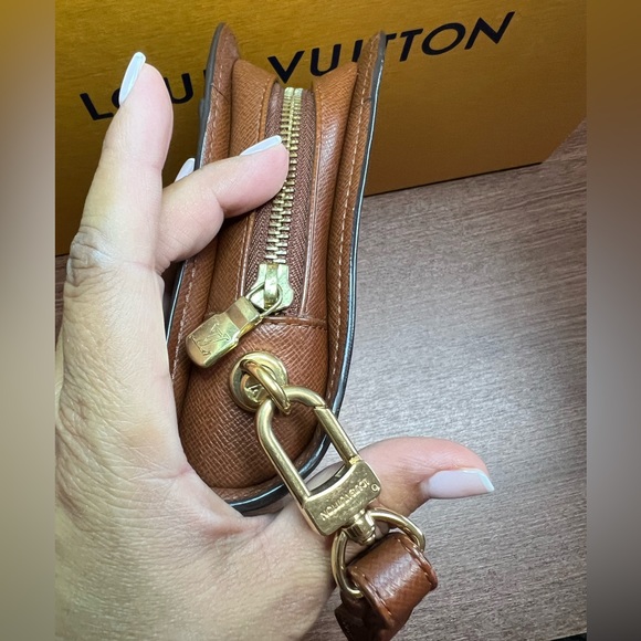 Louis Vuitton Monogram Orsay Clutch - Picture 8 of 16